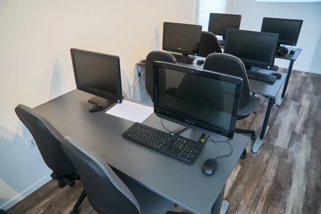 Stargate Crewing new office18